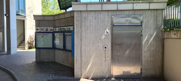 Barrierefreie Toilette am Busbahnhof Backnang